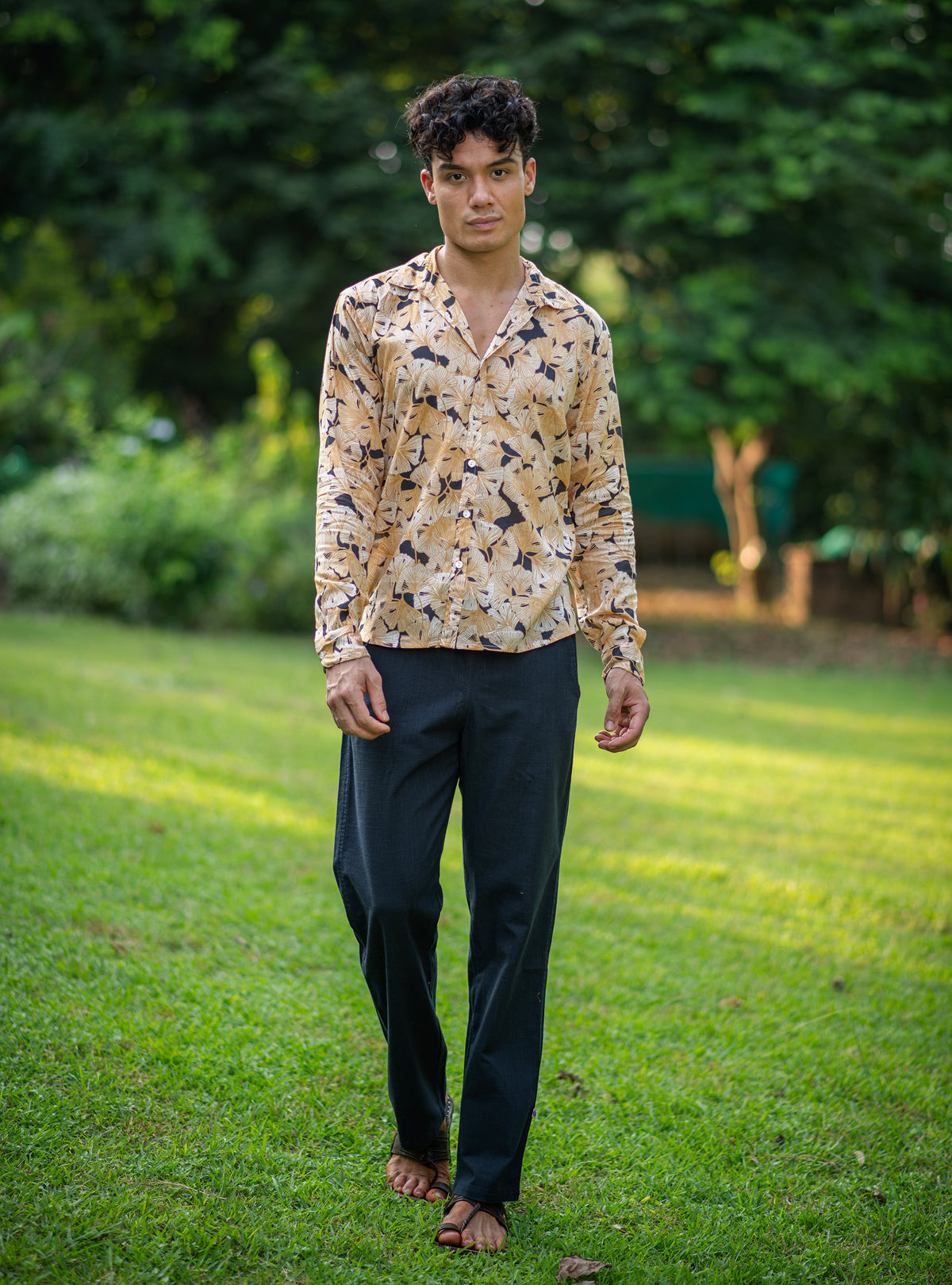Hangout Shirt : Ginko Black Voile