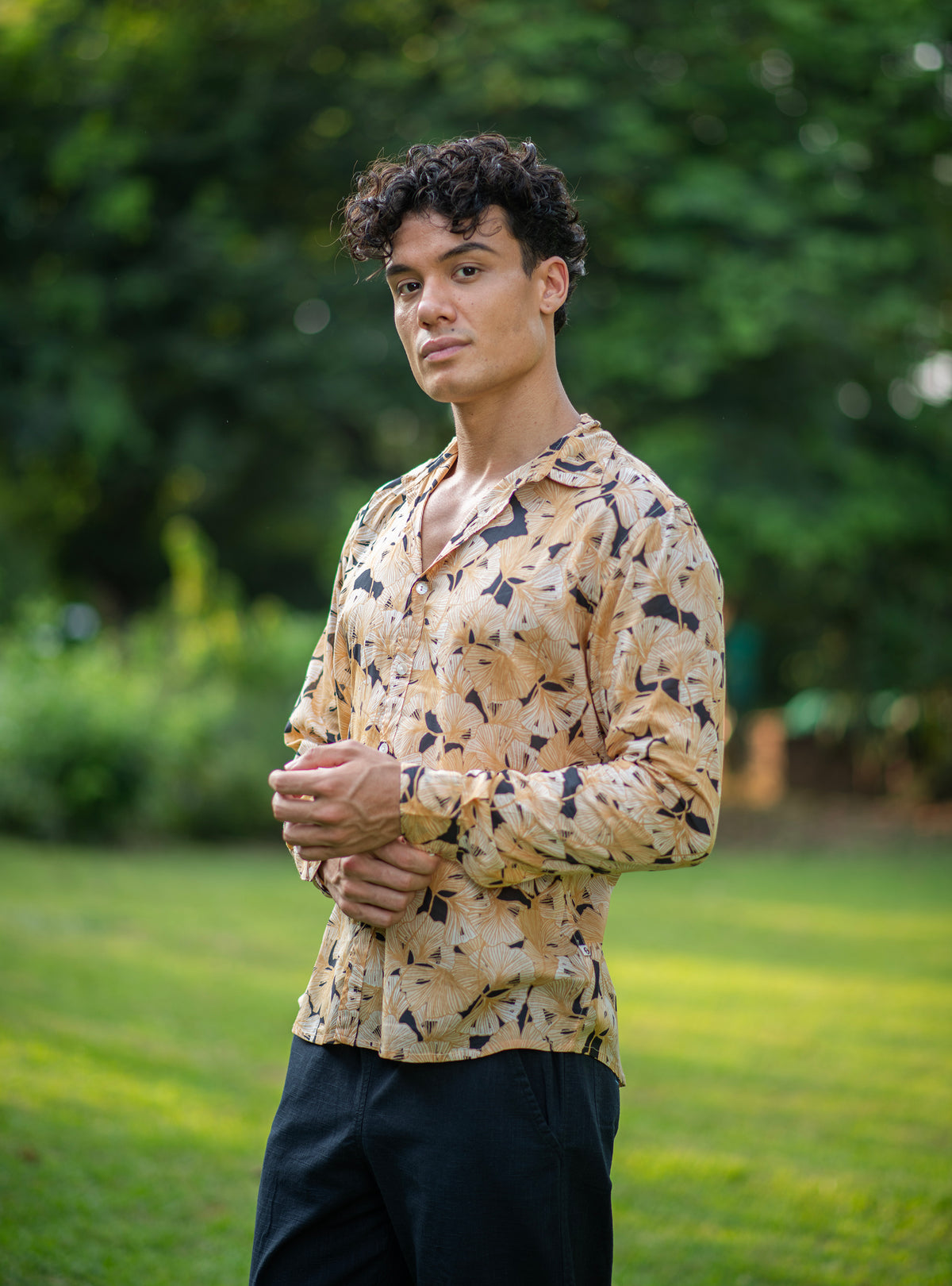 Hangout Shirt : Ginko Black Voile
