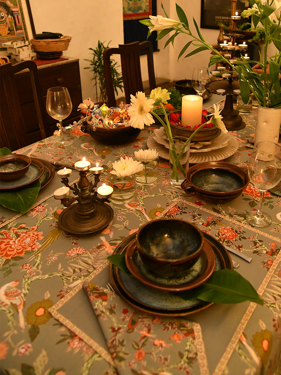 Printed Table Cloth With Extra Border :  Bird  Manosque Sheeting