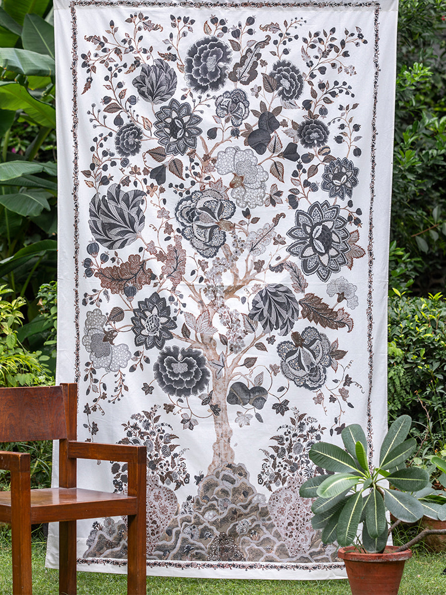 Printed Curtain : Tree of Life Graphite Voile