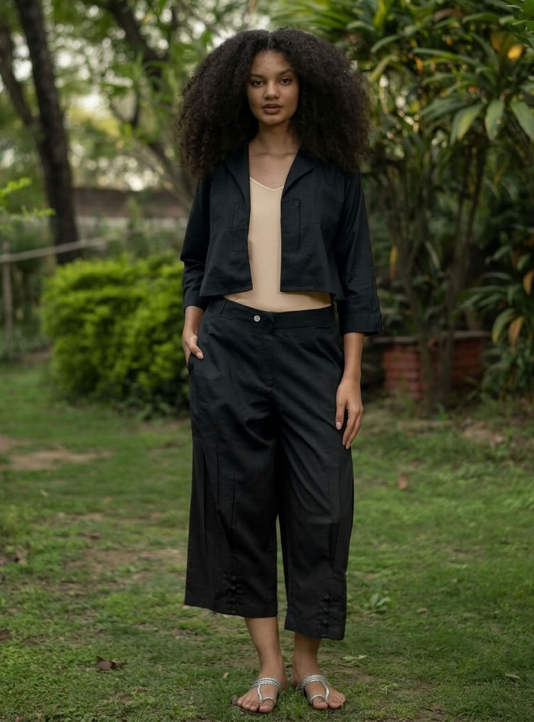 Crop Pant :  Solid  Black Slub