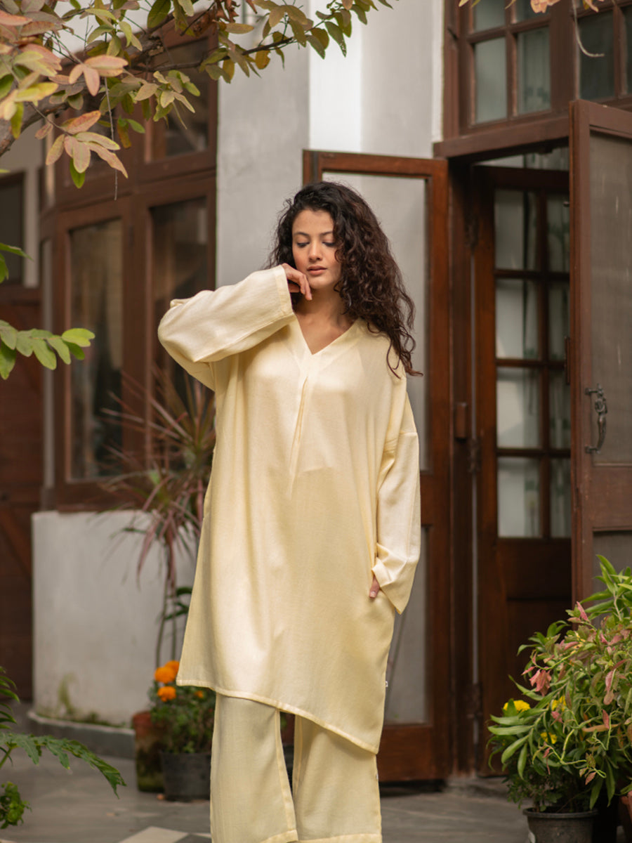Solid Phiran : Hay Yellow Wool