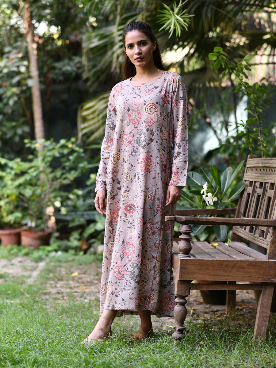 Medallion Leher Kurta : White