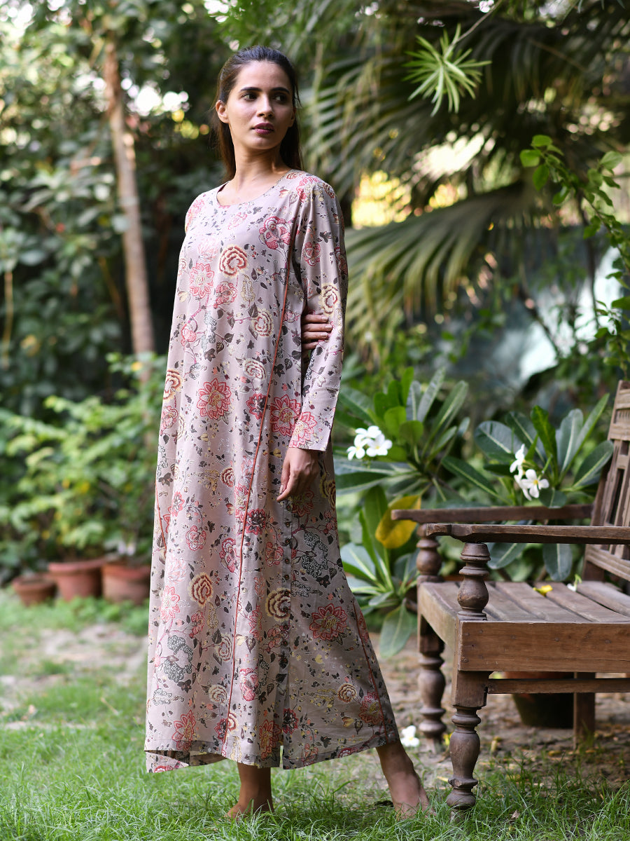 Medallion Leher Kurta : White