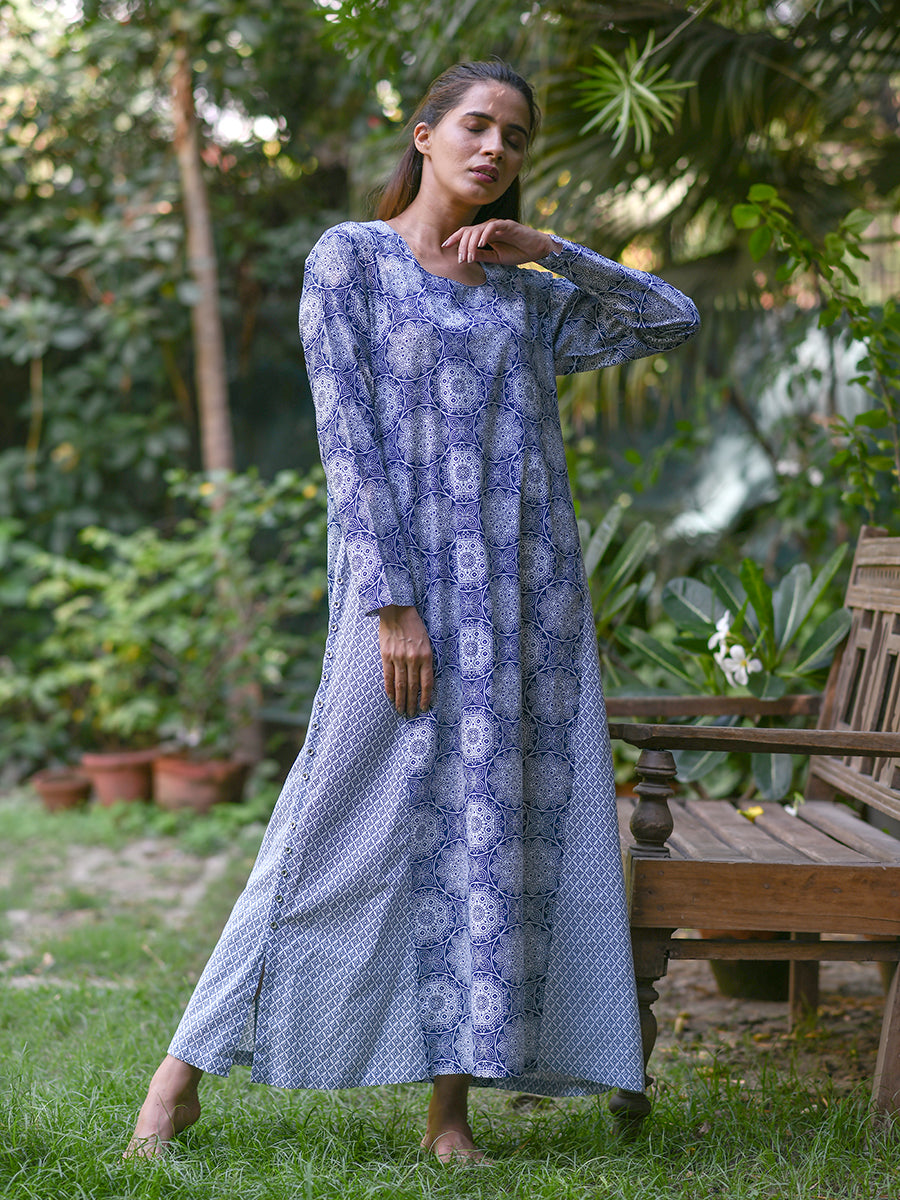 Medallion Leher Kurta : White
