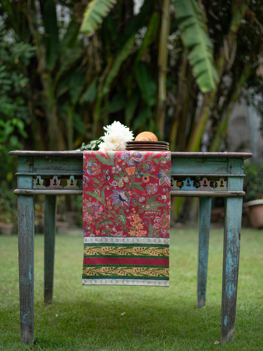 Printed Runner : Hawaii Chilli Canvas