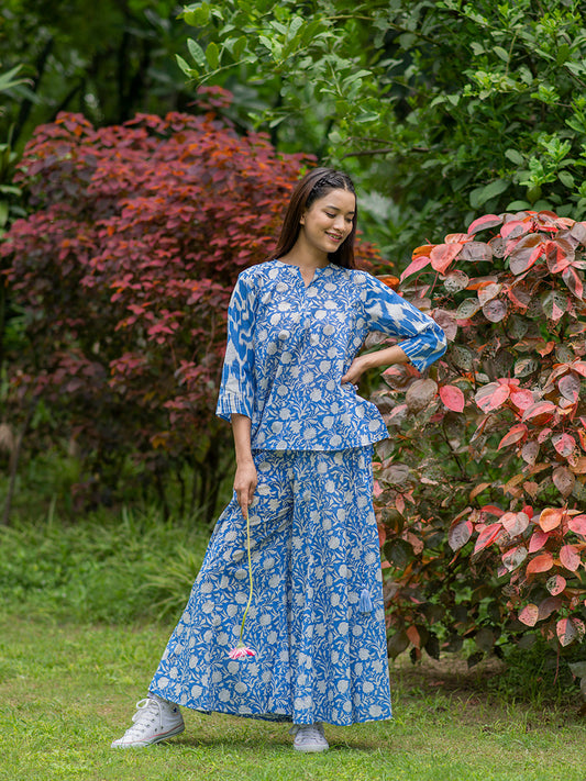 Sundari Jaipur Top : Blue On White