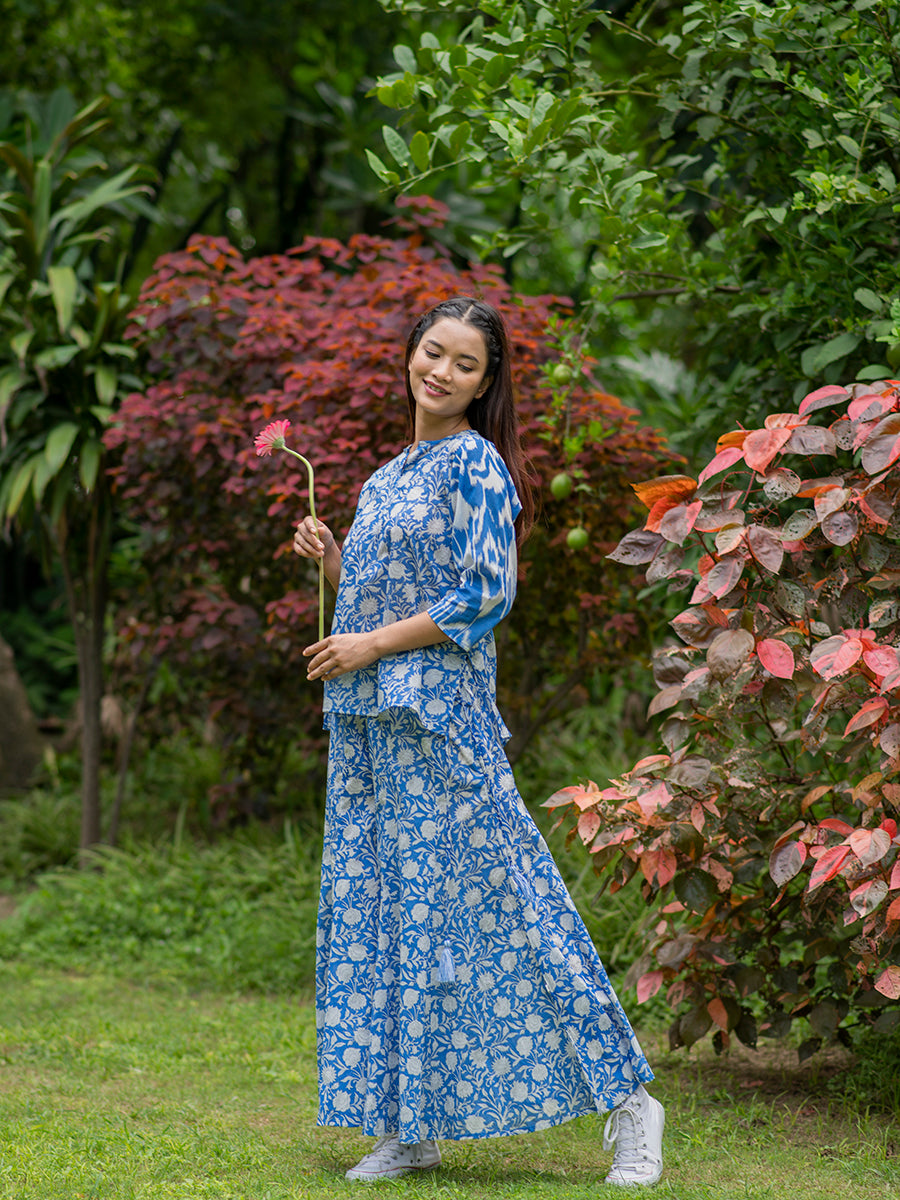 Sundari Jaipur Top : Blue On White