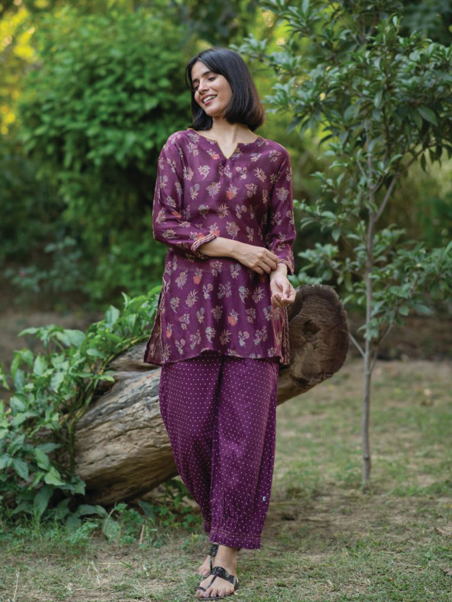 Pinch Cuff Pant :  Dots  Jamun Chanderi Satin