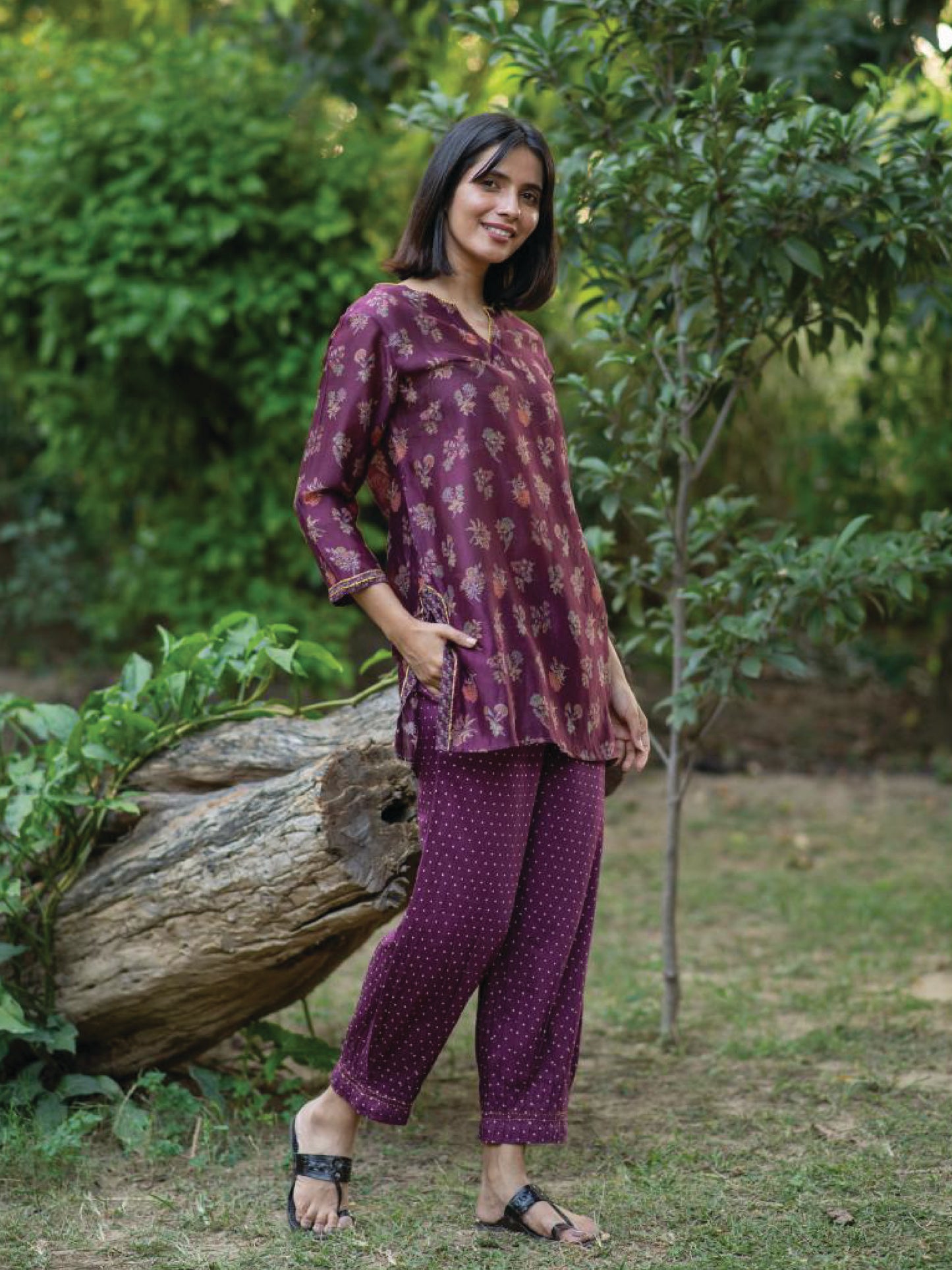 Pinch Cuff Pant :  Dots  Jamun Chanderi Satin